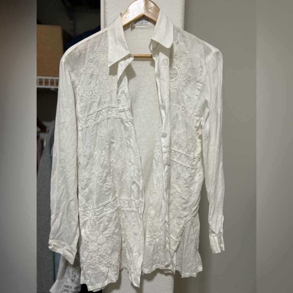 Elegant White Button Down Shirt - Picture 2 of 8